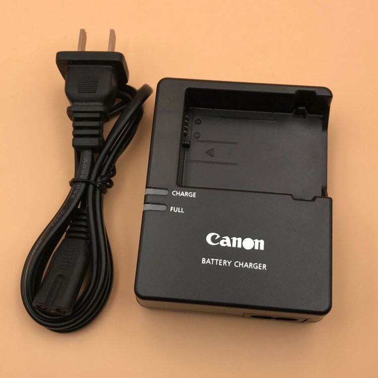 Canon LP-E8 charger EOS 550D 600D 600D 650D 700D Single-eye camera charger LC-E8E