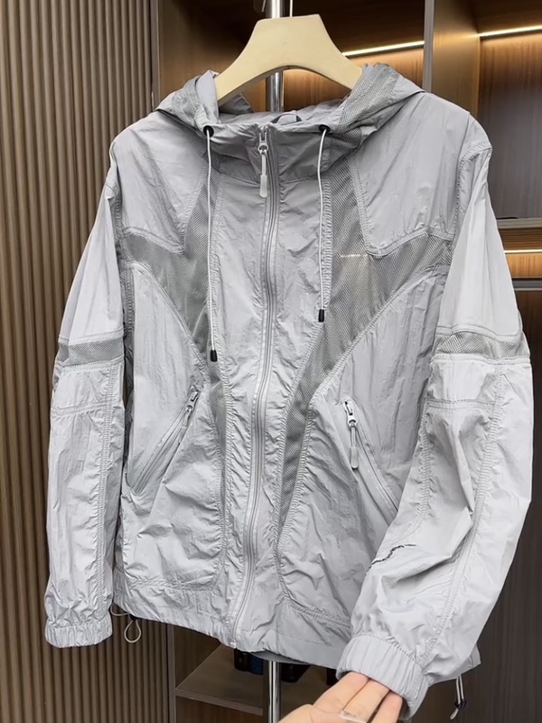 2026 Men's Summer New Hooded Sun Protection Jacket Fashion Trendy Patchwork Mesh Outdoor Casual Versatile Coat