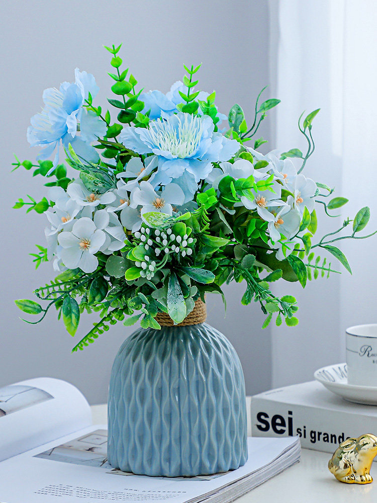 Xiaoqing New Emulation Flower Bouquet Suit Japanese Style Ceramic Bottle Hand Holding Flowers Yougali Embroidered Ball Floral Living Room Decoration Pendulum