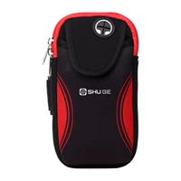 Черный и красный