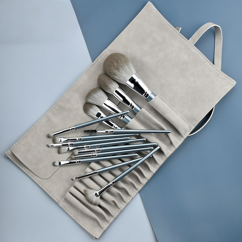 Cangzhou Chujian Li classmate joint makeup brush full set 14 powder eye shadow foundation blush highlight soft