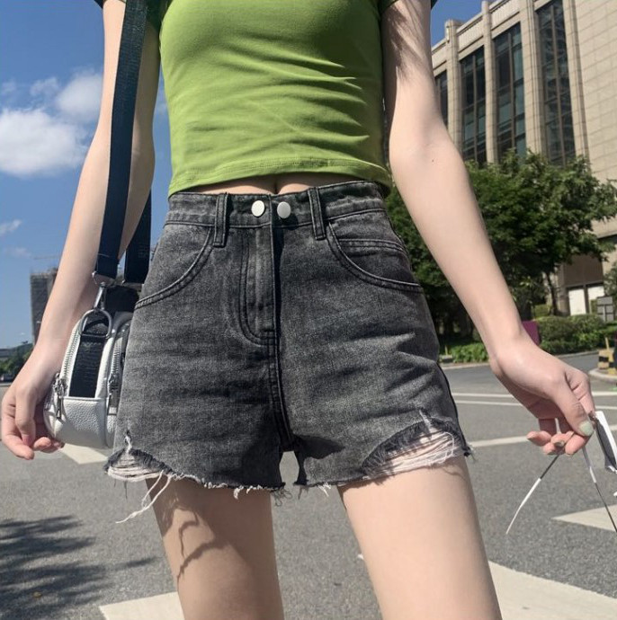 Korean version 21 new summer women's hot pants high waist loose a word hole black denim thin wide pants shorts