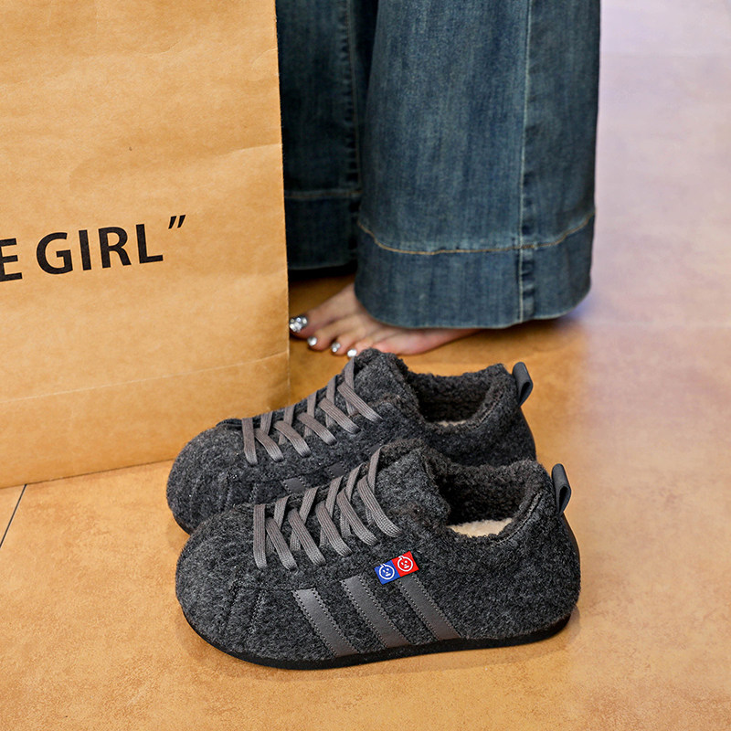 Cute and Quirky Felt Sports Training Shoes for Women, 2025 Winter New Style, Fleece-Lined, Warm, Large-Toe Casual Women's Shoes, Retro Cotton Shoes