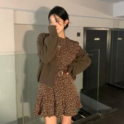 Woman 2020 Flowers Skirt Suit Retro V Collar Double New Fall Tide Two Sets of Set Temperament in Fur Coats
