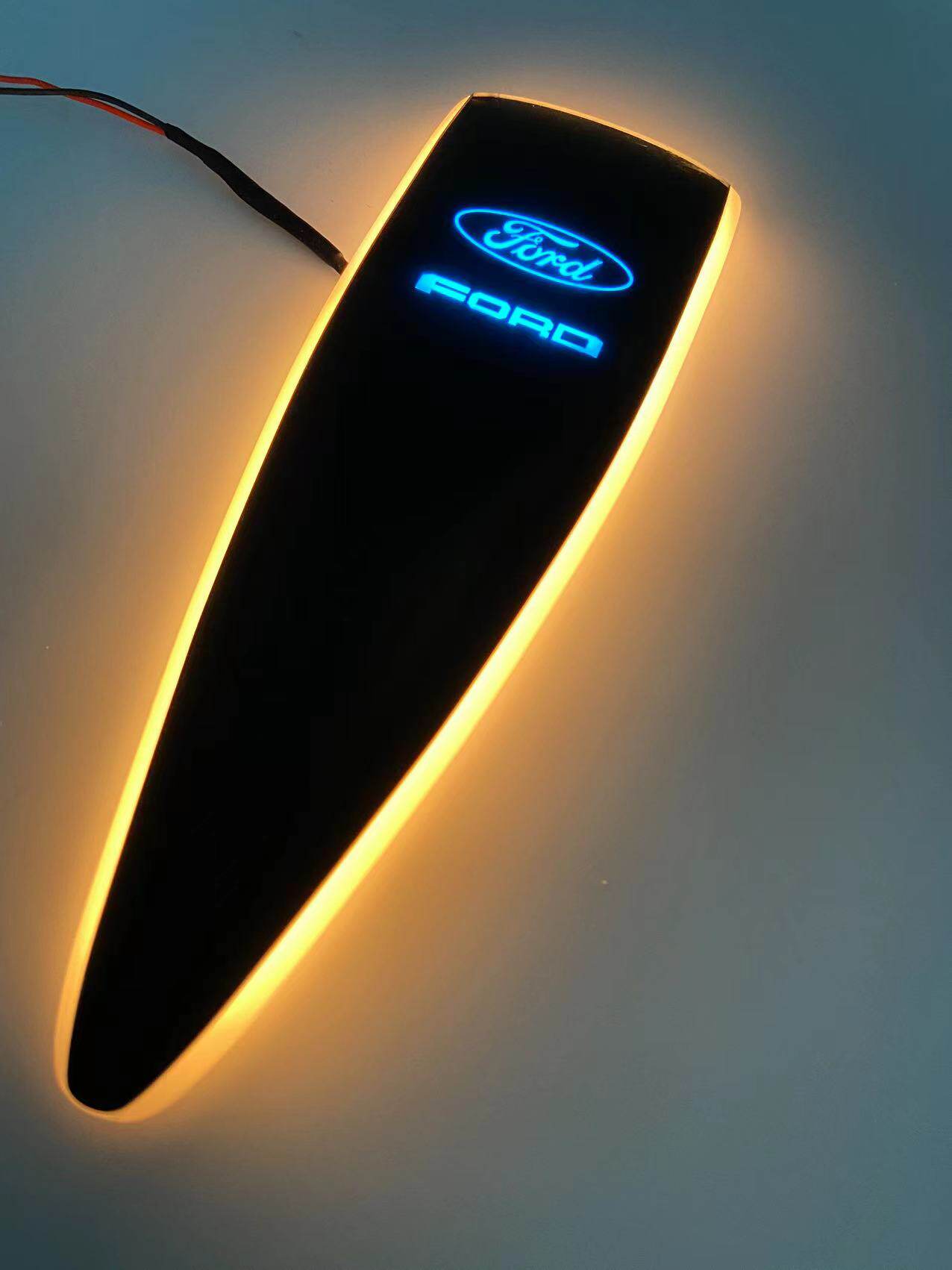 Suitable for three-color Ford Mengfowl All-smooth business vehicles Atmospheric extravaganza Lights reading Lights B Columns Atmosphere Lights caravan lights-Taobao