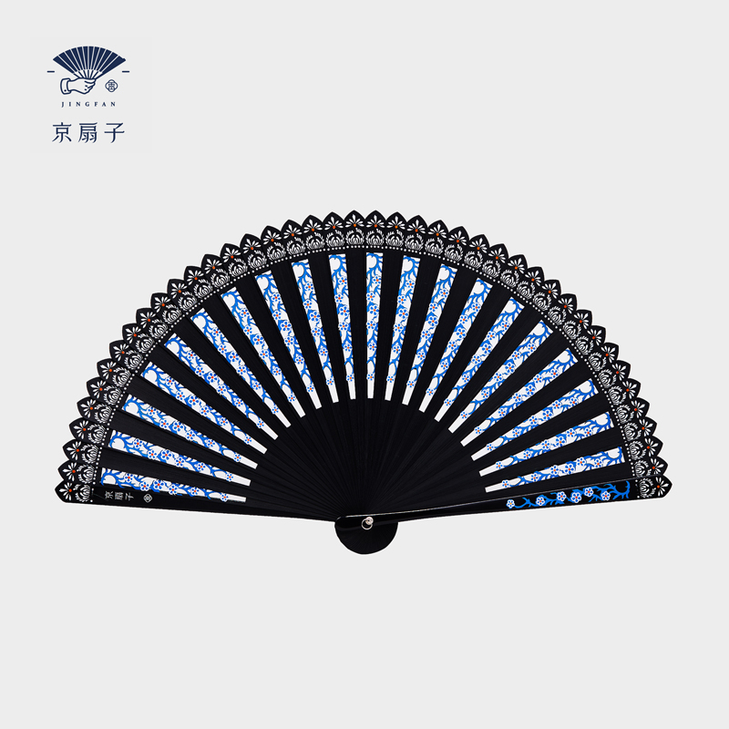 Beijing fan wrapped branch fan gift box hand-made full bamboo carving process fashionable men and women Chinese fan
