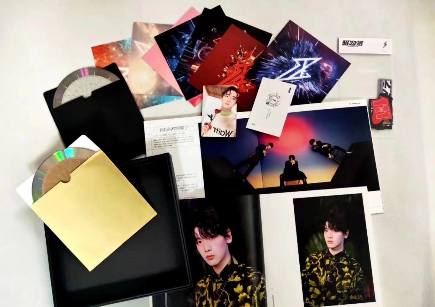 R1SE Yao is the name of the anniversary physical album autographed official fidelity autographed peripheral collection