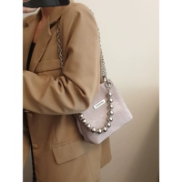 Розовый, маленький