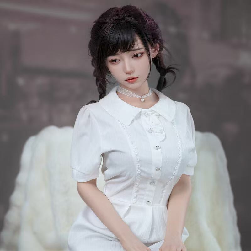 2026 New Physical Model Intelligent Robot Doll Female Companion with High-Quality Ai Voice Dialogue and Heating Feature, Same Model as the Experience Center Version