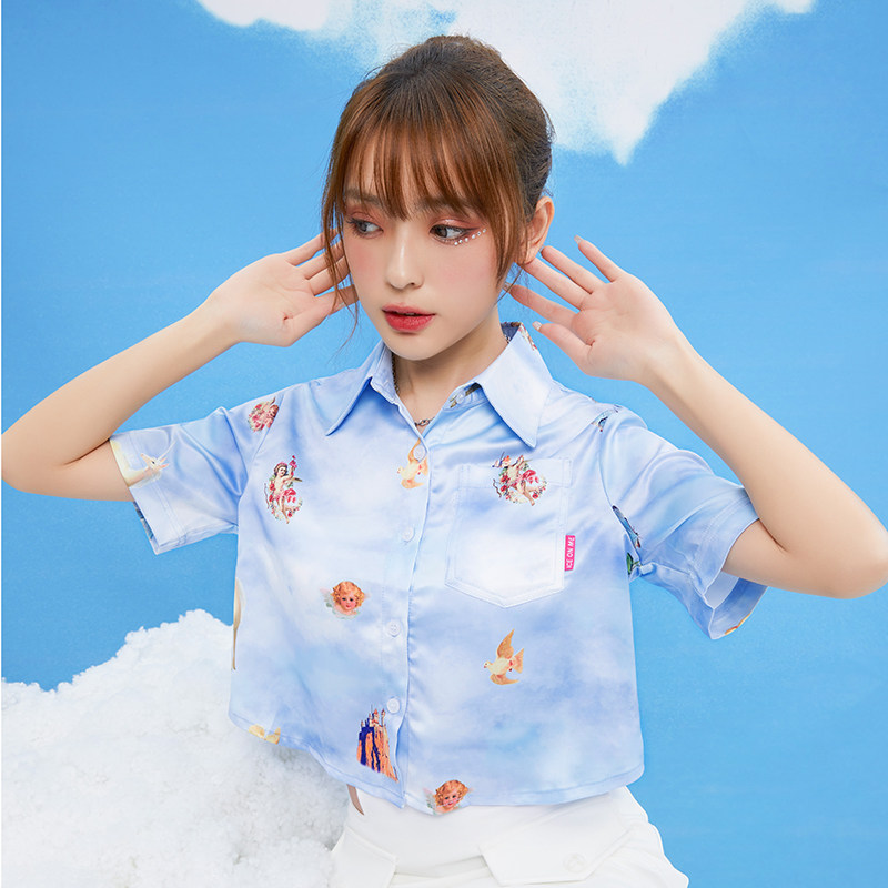 ICEONME sweet myth Cupid drape satin anti-wrinkle short print sky blue shirt women