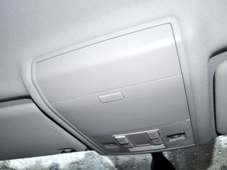 Foss Touran 16-18 Touran l roof eye box roof frame decorative frame front ceiling light frame glasses box