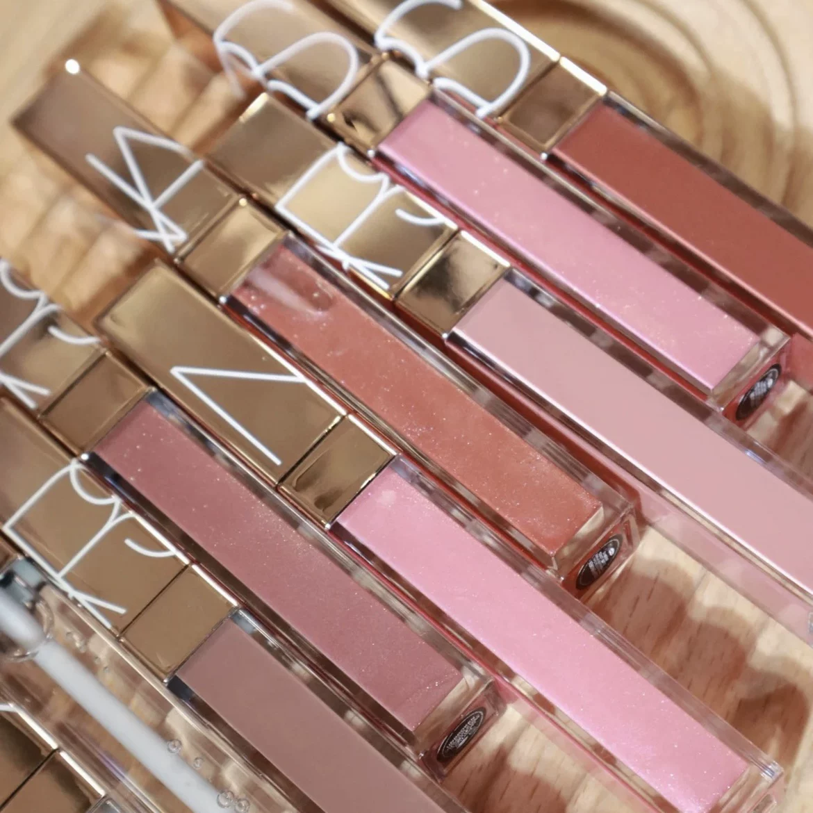 Nars Nas розовая тюбик зеркало блеск для губ Aragon Nympho Chelsea Girls