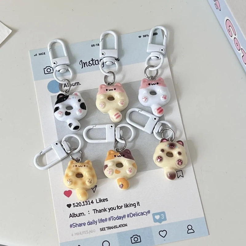 Cute Cat Donut Keychain Fun Cartoon Food Toy Bag Pendant Couple Best Friend Gift Accessory Ornament