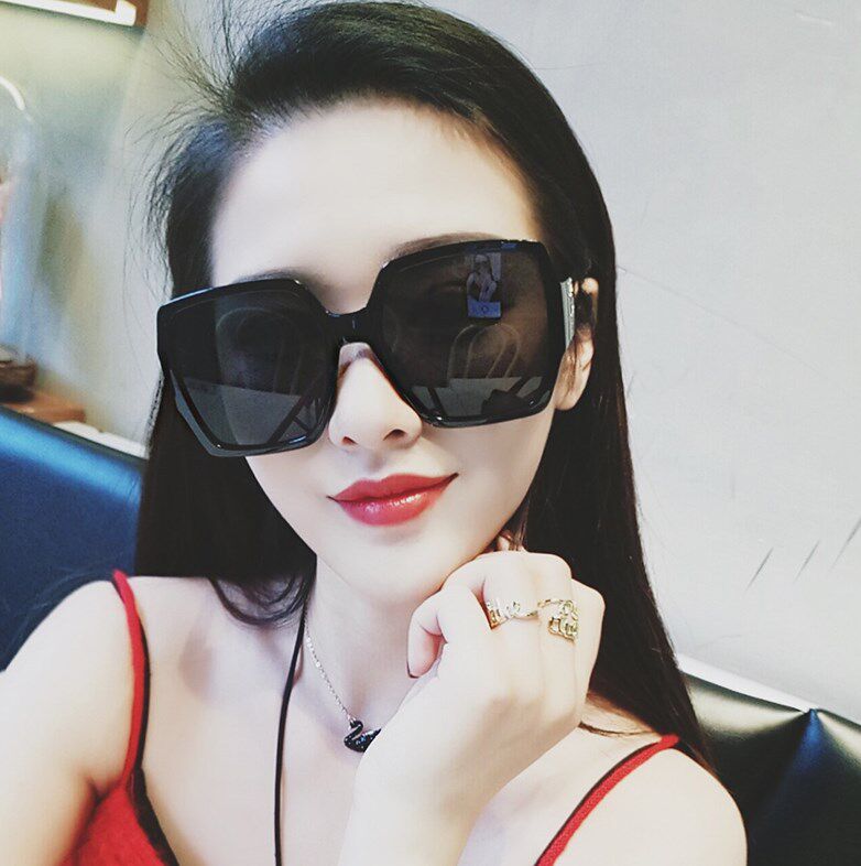 Polarized sunglasses female big face slim face small anti-ultraviolet sunglasses street shooting driver Korean version of the tide new personality