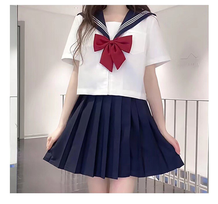 女装 清楚系大人可愛い襟ライン入り半袖セーラー服