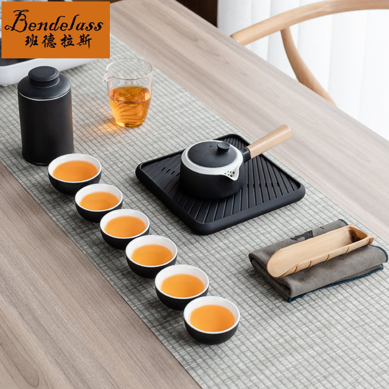 Kung Fu tea set set contains one pot and six cups of outdoor tea set, portable travel tea set, side handle pot, ceramic Chinese simple
