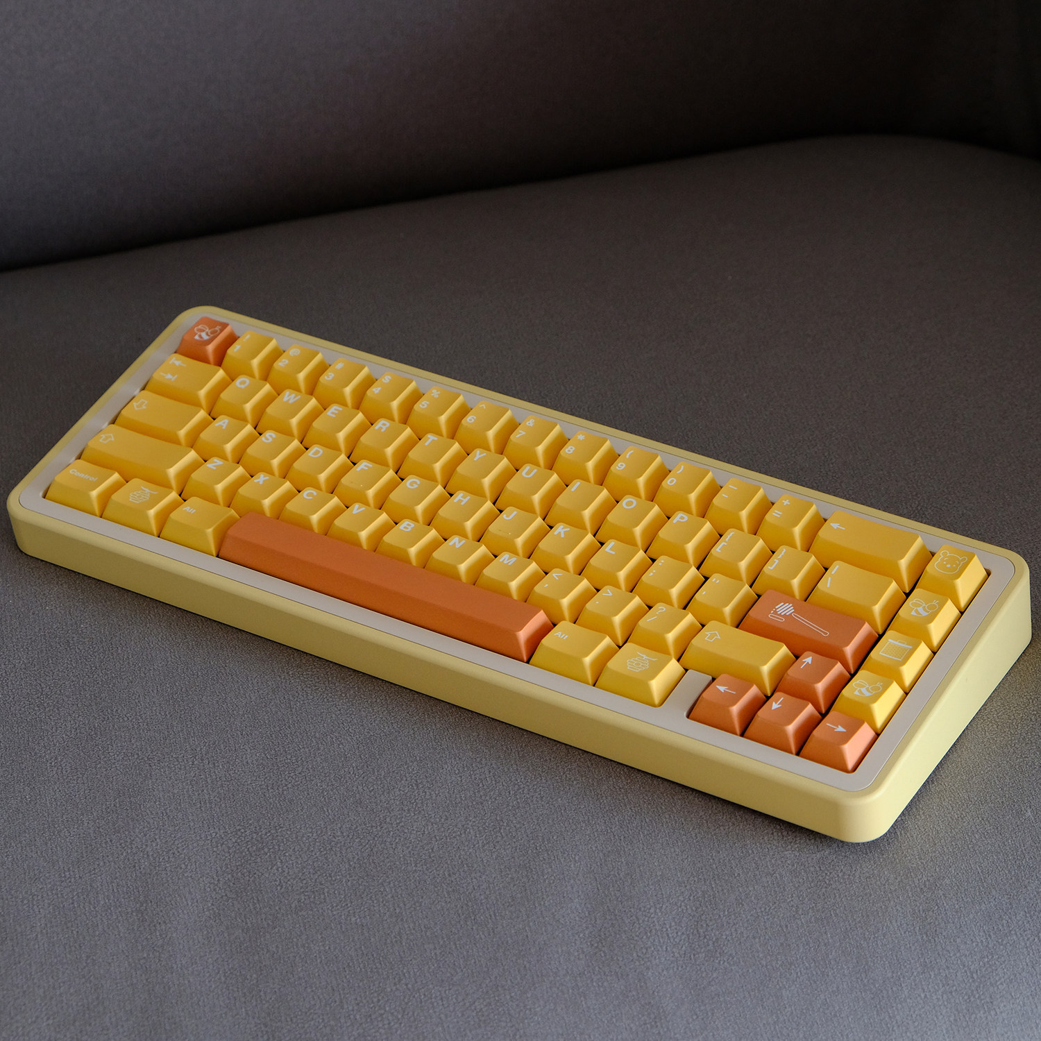 1 Set GMK Honey Keycaps Yellow White Orange PBT Dye Sublimation