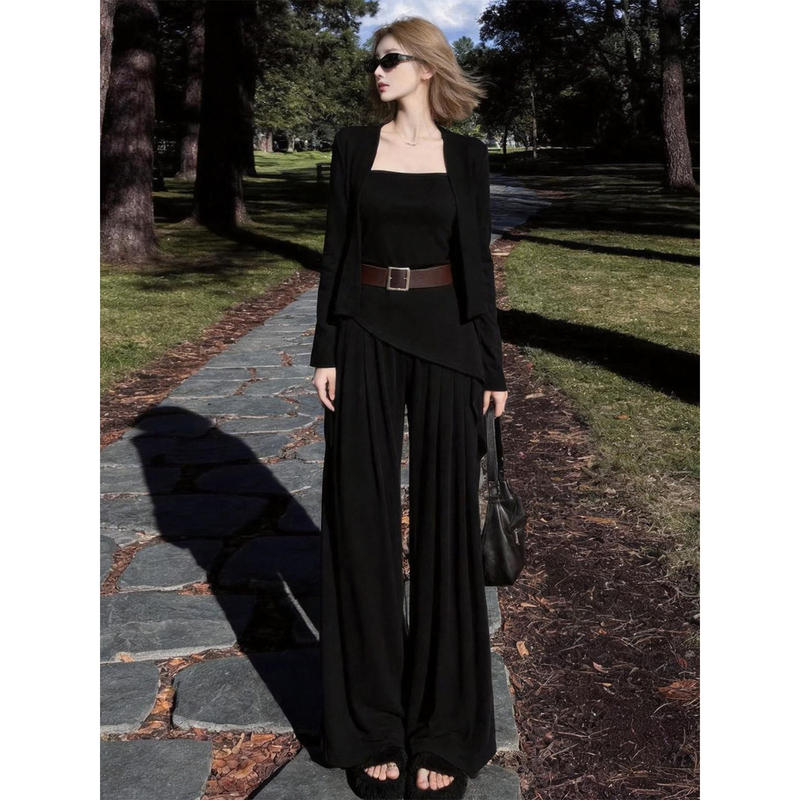 Korean-Style Autumn Outfit Set with a High-End Feel, 2026 New Black Cardigan, Camisole, and Wide-Leg Pants Three-Piece Set for Women