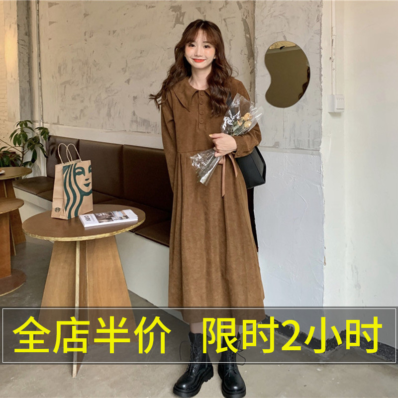 Autumn and winter 2021 new French base with a dress large size winter women's clothing with temperament fat mm