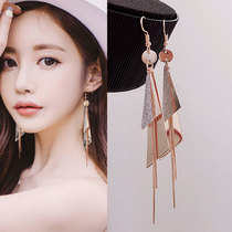 Ear hook earrings 2021 new trendy Western style super fairy cold wind face thin wild hypoallergenic autumn and winter earrings