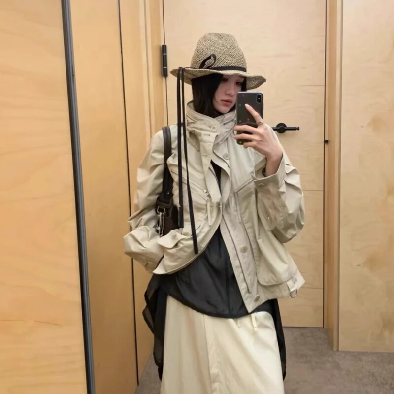 Korean Designer Unisex Parachute Flight Jacket with Zipper Pockets, Drawstring, Short Windbreaker Jacket
