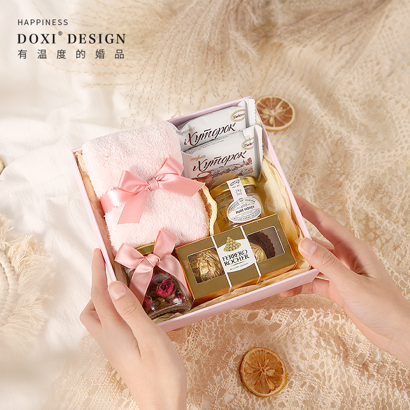 38 Women's Day Gift Practical Send Employee Gift Box Married Bride Girlfriend Gift