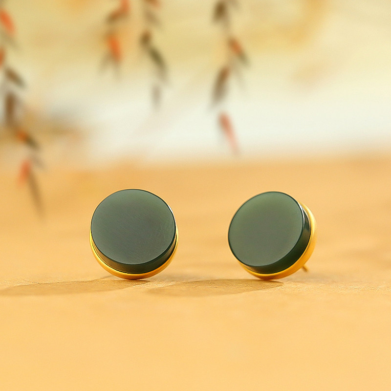 Huzi Ge Jewelry Hetian Jade Pagoda Green First-Class Special Fine Material Round Surface 18k Gold Full Bezel Inlaid Gold Stud Earrings with Gold Earplugs