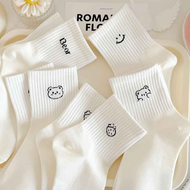 White Socks for Women, Mid-Calf Socks, Spring and Summer, Cartoon Cute Bear Socks, 2026 New Popular Style, Versatile Sports Style