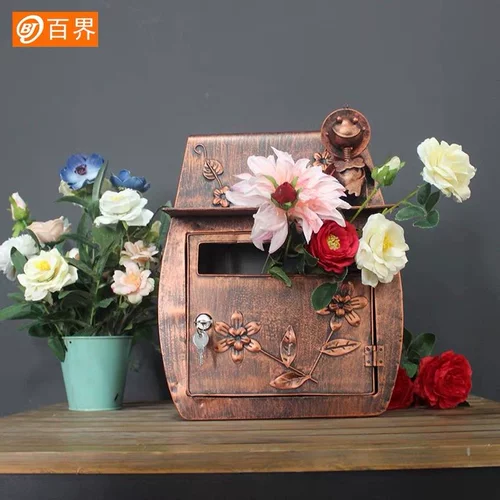 Европейский стиль вилла почтовый ящик в сельской ретро -ретро -пояс