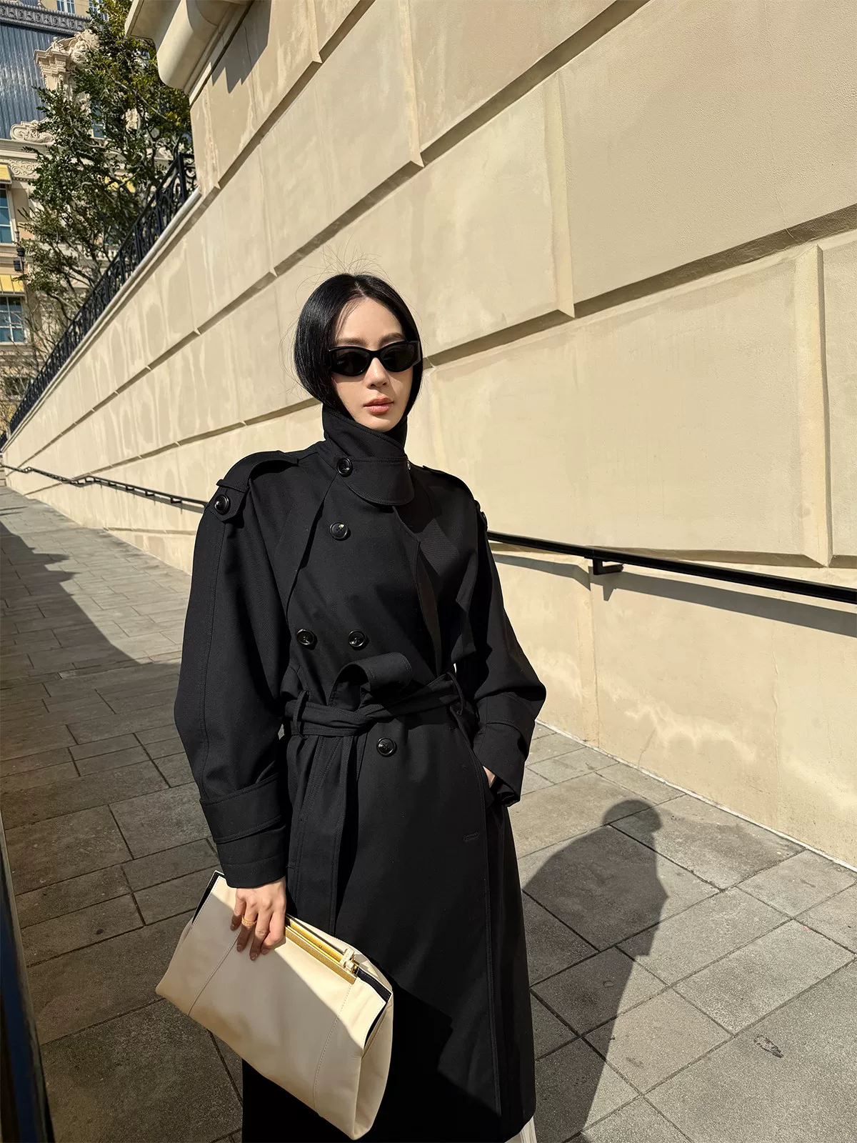 Классический силуэт Zhou Miao zhoumiao's старой мечты с широким лацканом двубортное двубортное пальто средней длины сдержанный темперамент женское