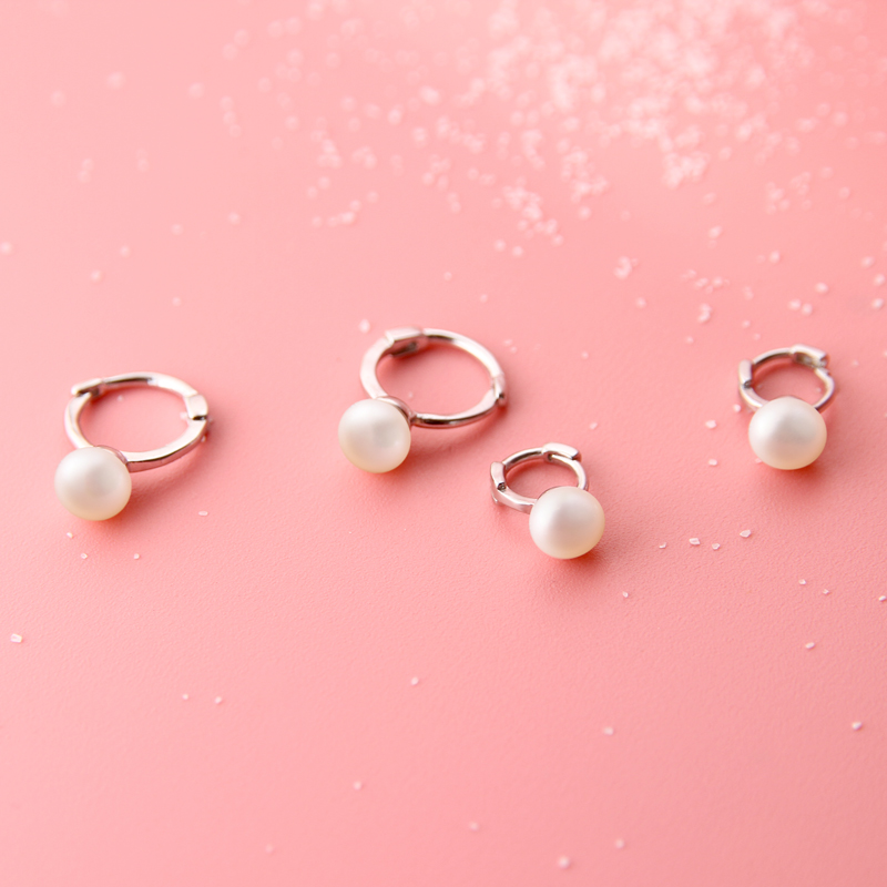 S925 Sterling Silver Ear Buckles Women's Freshwater Pearl Earrings Exquisite Mini Small Earrings 2022 Summer New Earrings Trend