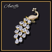 Japan and South Korea luxury atmosphere Zircon peacock high-grade brooch womens corsage suit pin fashion wild coat decoration tide