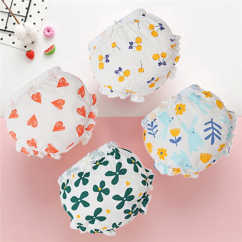 Baby bread pants gauze thin summer boy and girl child pure cotton outer wearing shorts thin lamps shorts large PP pants