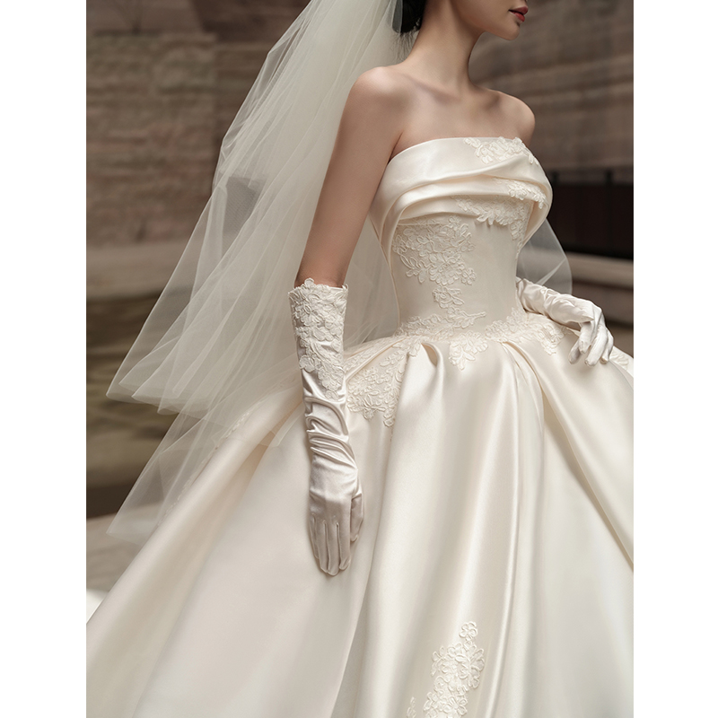 French satin in the princess wedding dress 2024 new bride main yarn, small tail tail high -end texture court style French satin in the princess wedding dress 2024 new bride main yarn, small tail tail high -end texture court style
