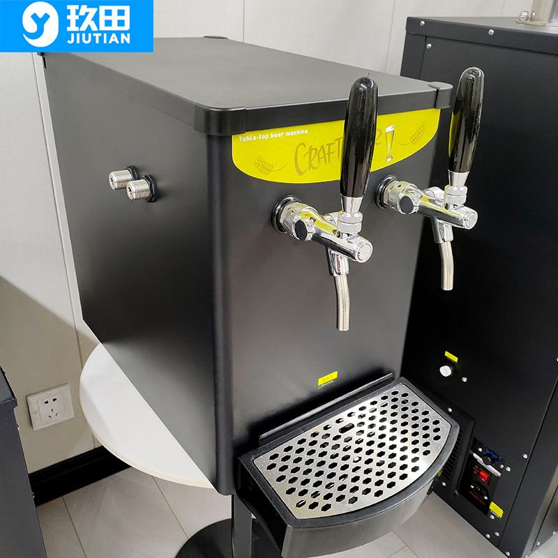 Beer Dispenser, Draft Beer Machine, Fresh Beer Machine, Three or Four-Head Small Tabletop Water-Cooled Refrigeration Machine, Bar Craft Beer Equipment, Beer Selling Beer Dispenser, Draft Beer Machine, Fresh Beer Machine, Three or Four-Head Small Tabletop Water-Cooled Refrigeration Machine, Bar Craft Beer Equipment, Beer Selling