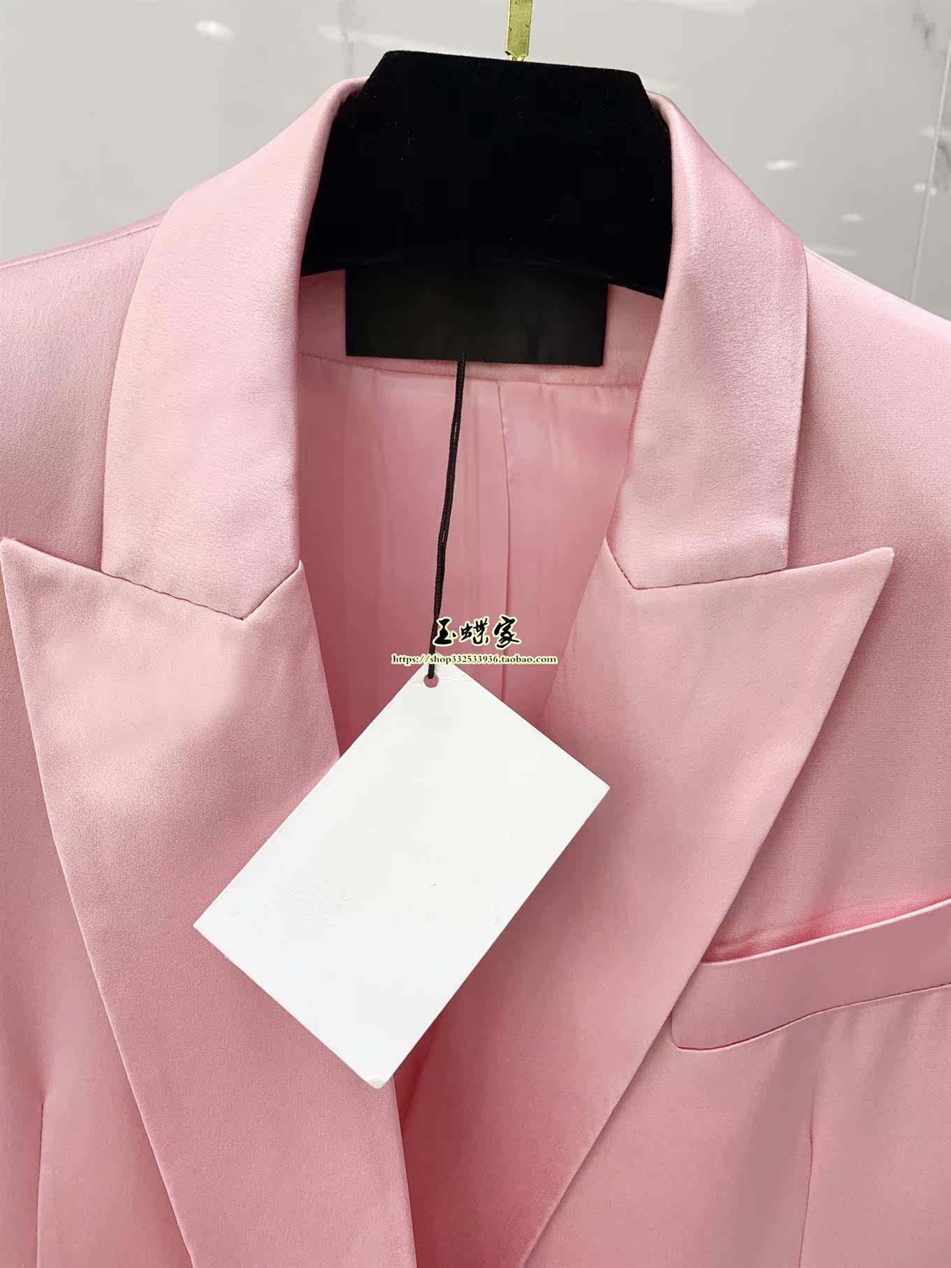 Jade butterfly c Home 2021 Early spring new Korean version of Inlan ethos and body upturned double-row Buckle Acetate execs