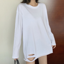 White bottoming shirt womens clothing 2022 new long-sleeved t-shirt women ins mid-length pure cotton loose inner top women