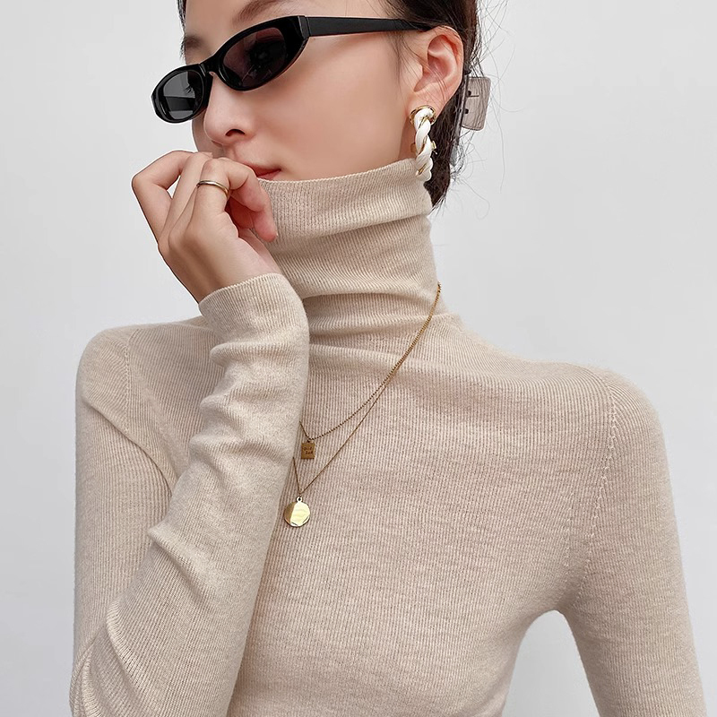 High-Neck Knit Sweater for Women, Autumn and Winter, High-End, Slim-Fitting, Suitable for Layering under Coats, Regular Shoulder, Long Sleeves, Stacked Collar Top