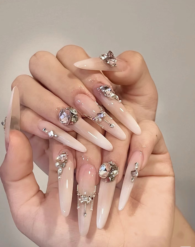 Purely Handmade Long Nail Extensions, Detachable Fake Nails with a High-End Feel and Large Rhinestones That Enhance Complexion