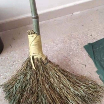 Bamboo sweep to sweep the external sweeping road big bamboo sweep to bundle selected natural bamboo branches adhesive strips with corrosion resistance 