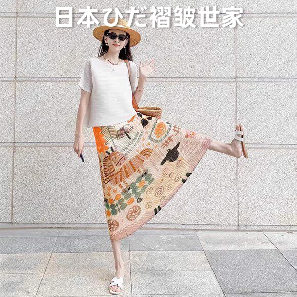 Japanese-Style Issey Miyake Pleated Top Casual Round-Neck T-Shirt Slim-Fit Ranch-Style Printed Skirt Japanese-Style Issey Miyake Pleated Top Casual Round-Neck T-Shirt Slim-Fit Ranch-Style Printed Skirt