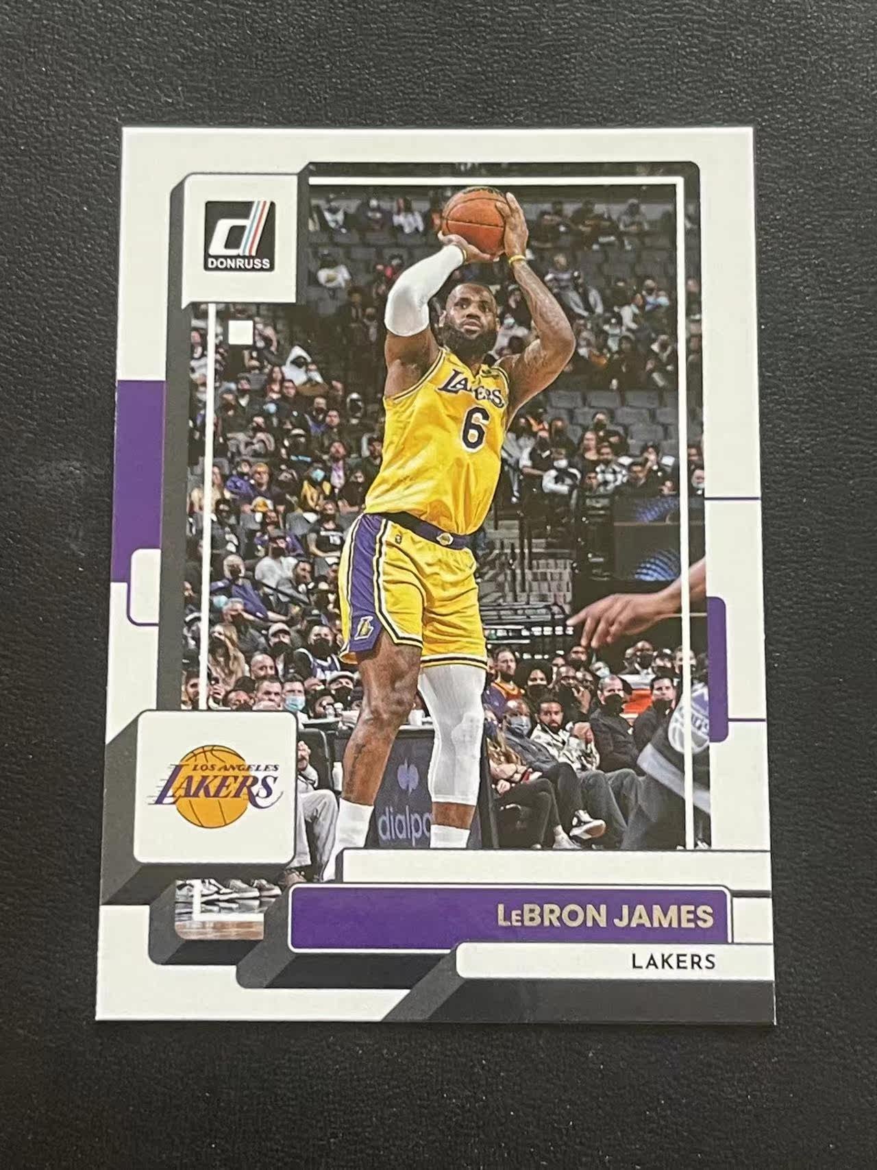 Star Car LeBron James Panini Panini 22-23 Donruss #128 BASE