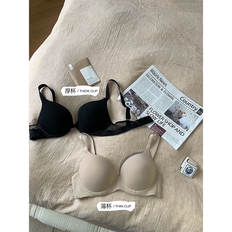 Meaty Little Cherry, Soft Light Invisible Wings, Thin Cup or Thick Cup Options, Comfortable and Soft, Glossy Surface, Underwire, Seamless Underwear Meaty Little Cherry, Soft Light Invisible Wings, Thin Cup or Thick Cup Options, Comfortable and Soft, Glossy Surface, Underwire, Seamless Underwear