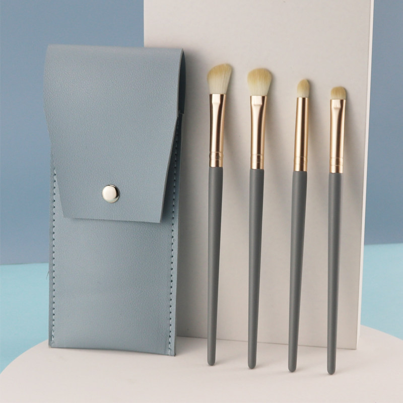 4 soft plush eye shadow brush Brush Nose Shade Brush Ultra Soft Eye Brush Beginners Make-up Sleeve Brushed Animal Hair