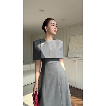 High-End French Retro Hepburn Style Faux Two-Piece Cape, Cinched Waist, Elegant Long Dress, Exquisite Formal Dress for Women