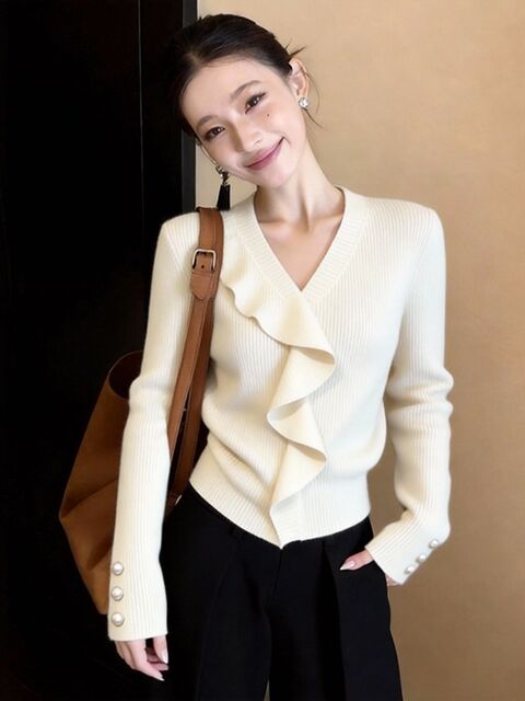 Korean-Style Light Mature Style V-Neck Ruffled White Long-Sleeve Women's Top, 2026 Spring New Slim-Fit Design