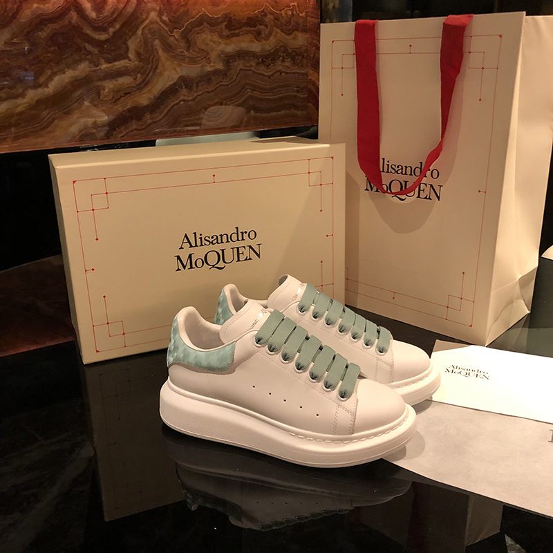 Light Blue Tail & Top Edition2021 new pattern Wanghonggang wind Little white shoes female Internal elevation lovers skate shoes male tide ins gym shoes female summer ventilation