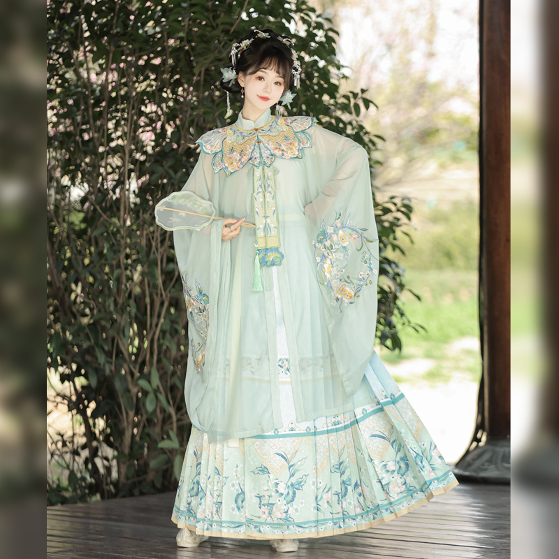 Orjin (Lan Qi Yao) Ming Dynasty-Style Long Gown Hanfu for Women, Heavy Embroidery, Cloud Shoulder, Mamian Skirt-Piece Set, Spring/Summer Style