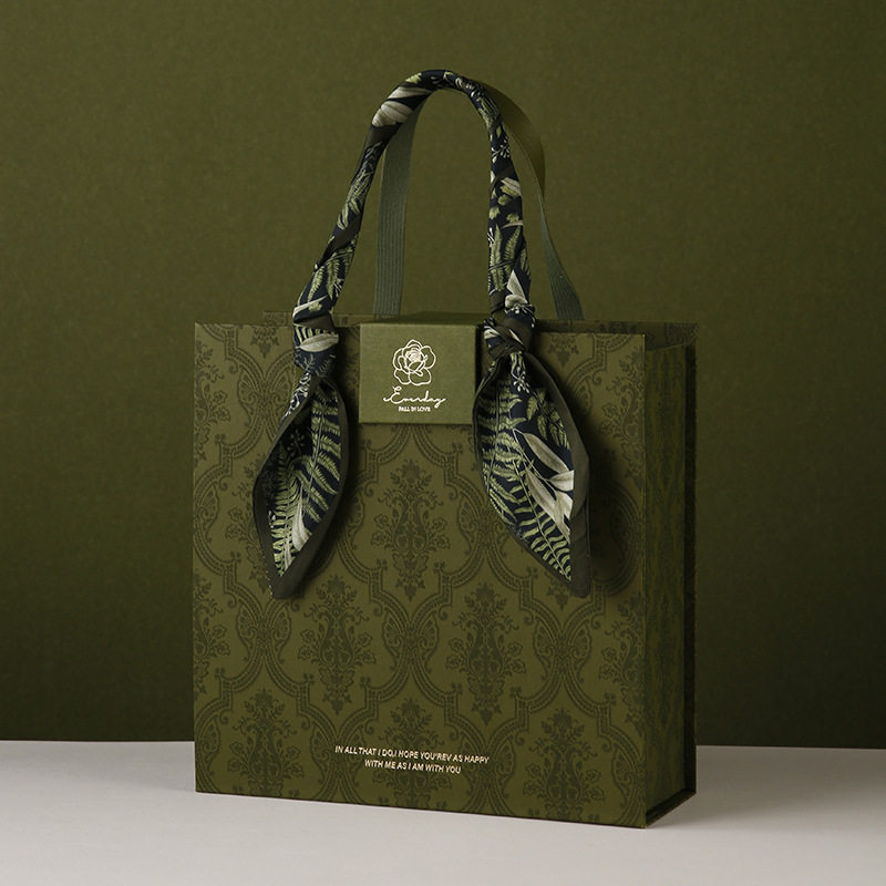 2026年如何挑选结婚订婚礼盒空盒伴娘伴手礼红色大号乔迁礼品盒新年礼物🎁盒包装盒?