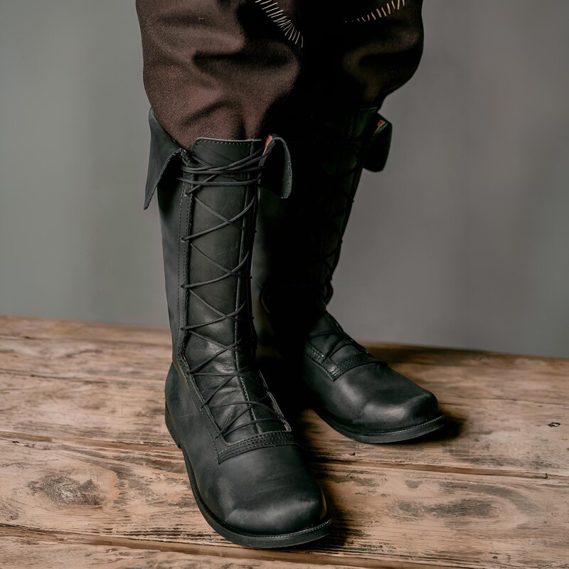 Independent Foreign Trade New Style European and American Retro Medieval Renaissance Men's Large Size Boots